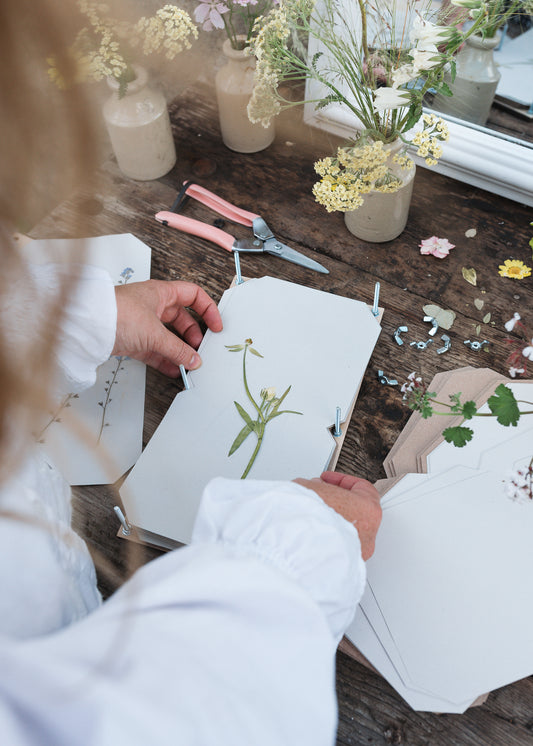 Large Flower Press - Vine Design