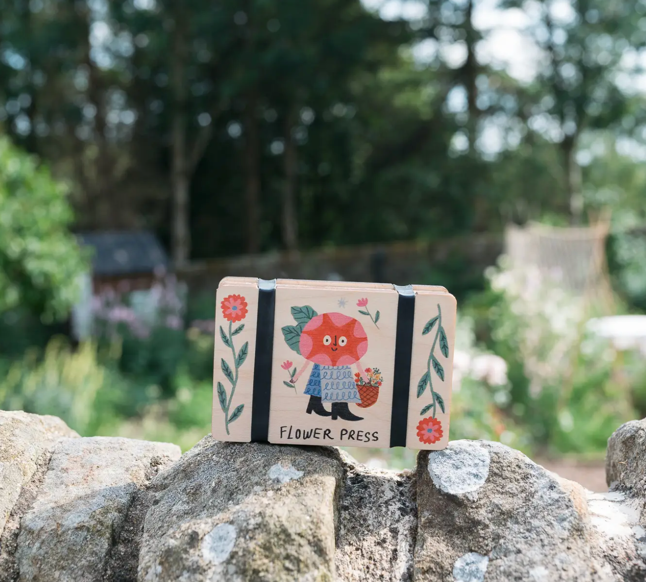 LIMITED EDITION Pocket Flower Press - Studio Wald X Megsville