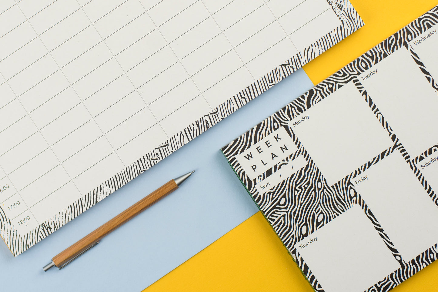 A5 Week Planner - Black & White