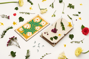 Extra Large Flower Press with Daisy Design by Studio Wald