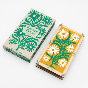 Extra Large Flower Press and packaging with Daisy Design by Studio Wald