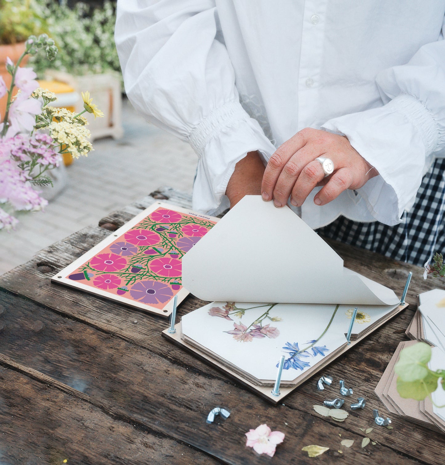 Large Flower Press - Cosmos Design